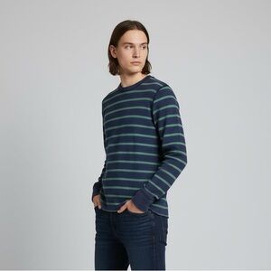 GAP Striped Navy Blue and Greeen Waffle Knit Long Sleeve Crew Neck Shirt (Small)